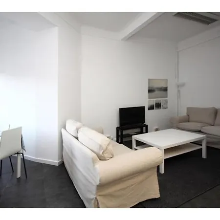 Houze Spacious 9 Bedroom Flat In Central Lisbon Apartment